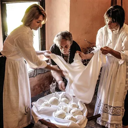 Omu Axiu Ξενοδοχείο