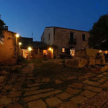 Otel Omu Axiu Orroli